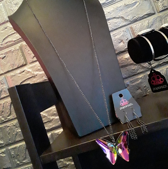 Paparazzi Jewelry - Picture 2 of 11